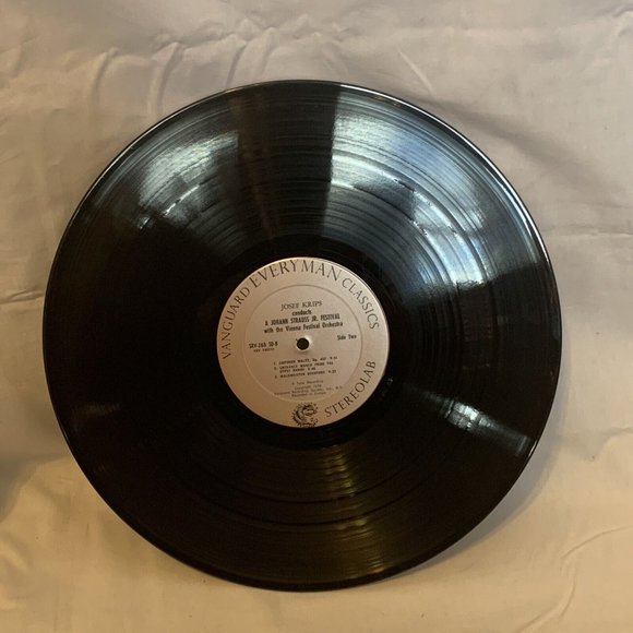 A Strauss Concert (Vinyl, 1963) Vanguard Everyman Classics SRV 268 VG+ LP Record - Picture 6 of 11